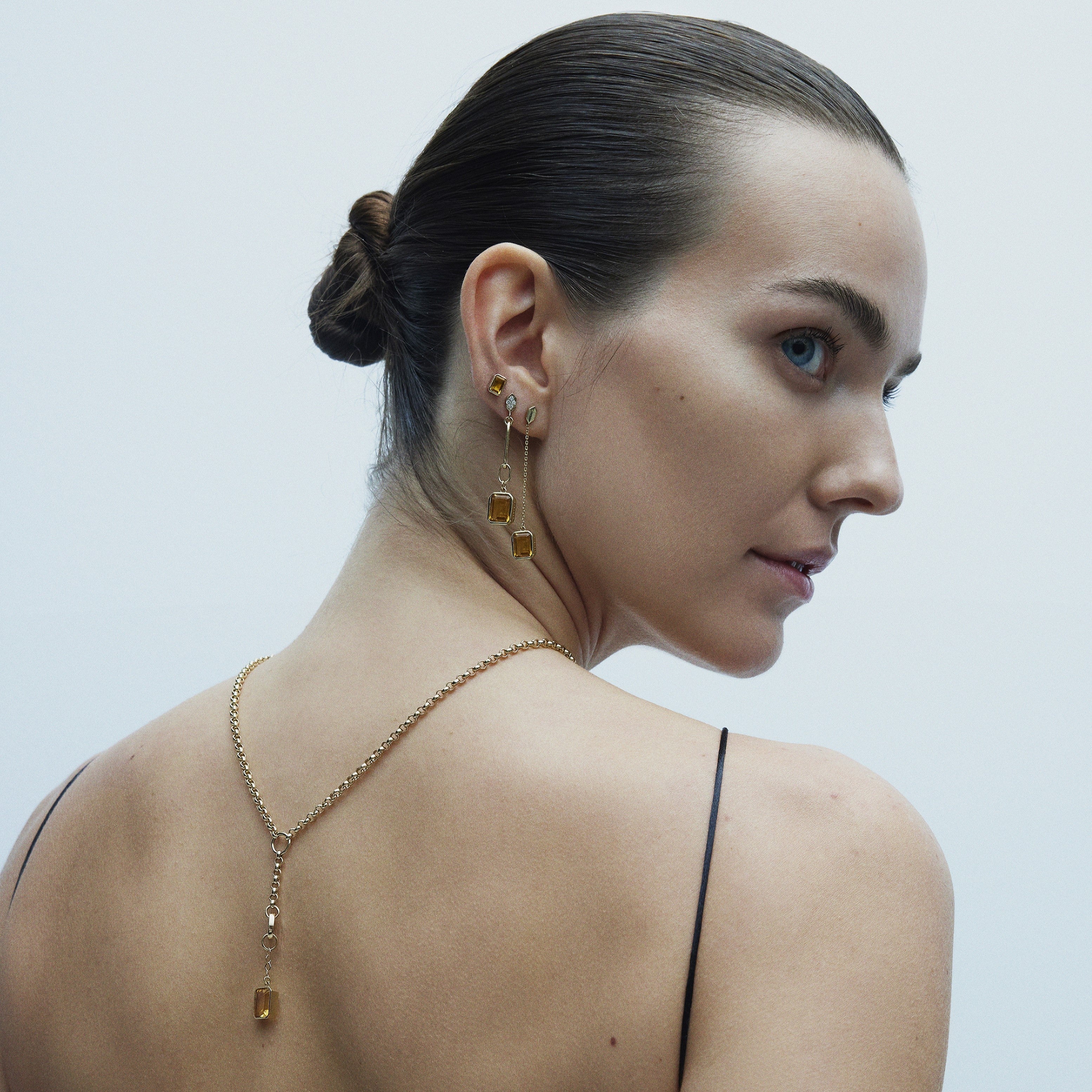 YASELITE MİNİ KÜPE