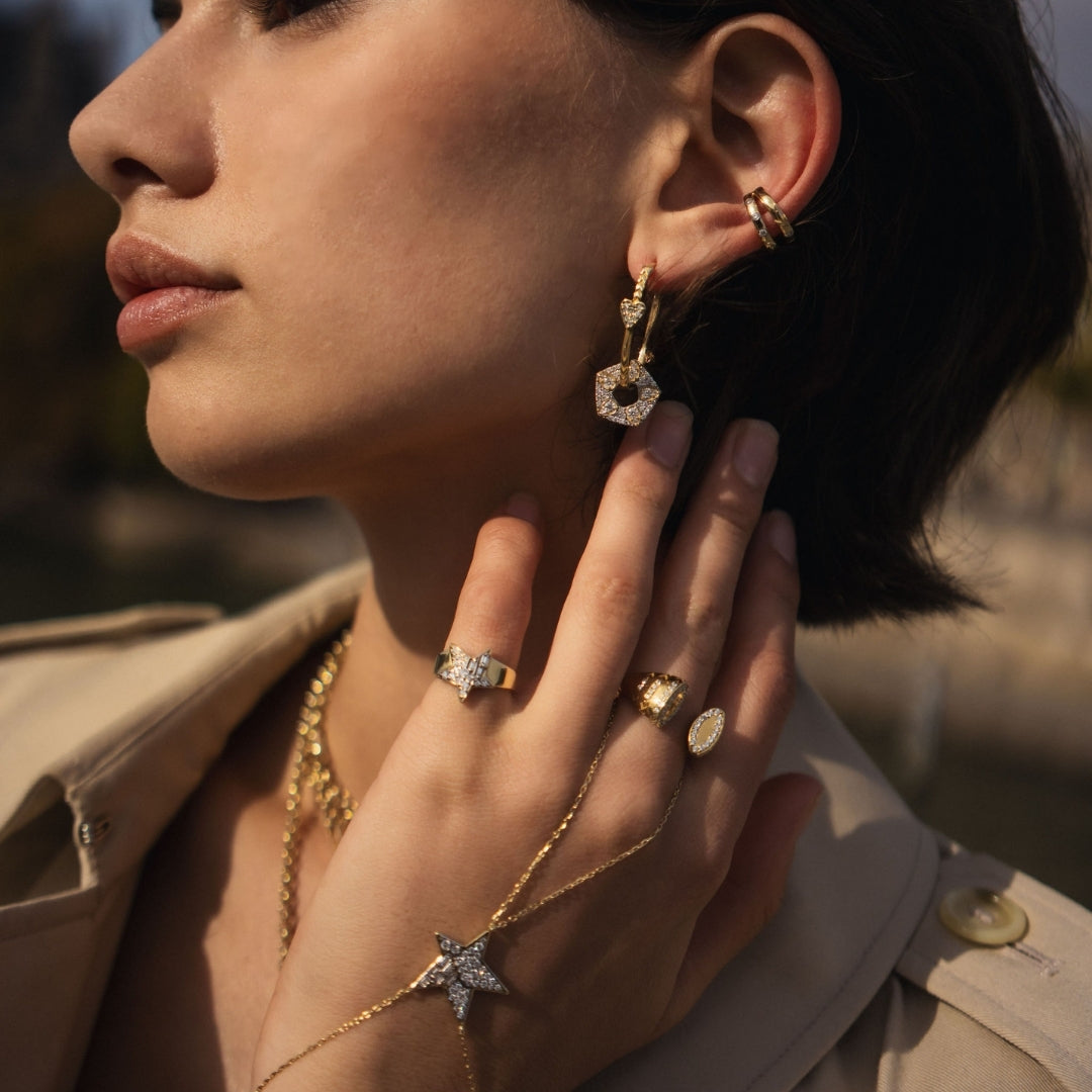 MEDIUM MAHUKA HEART HOOP