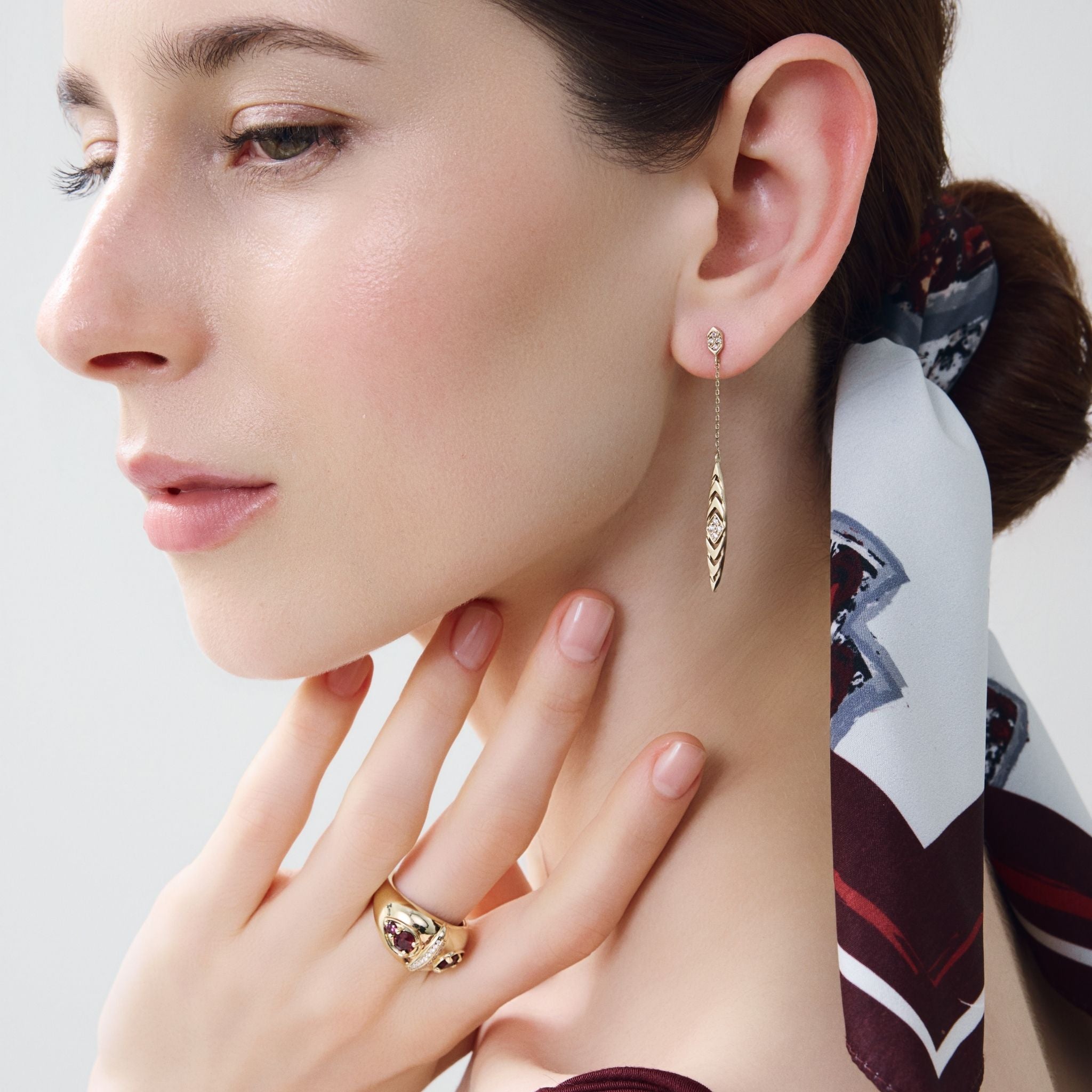 SANDRA WITH DIAMOND YÜZÜK