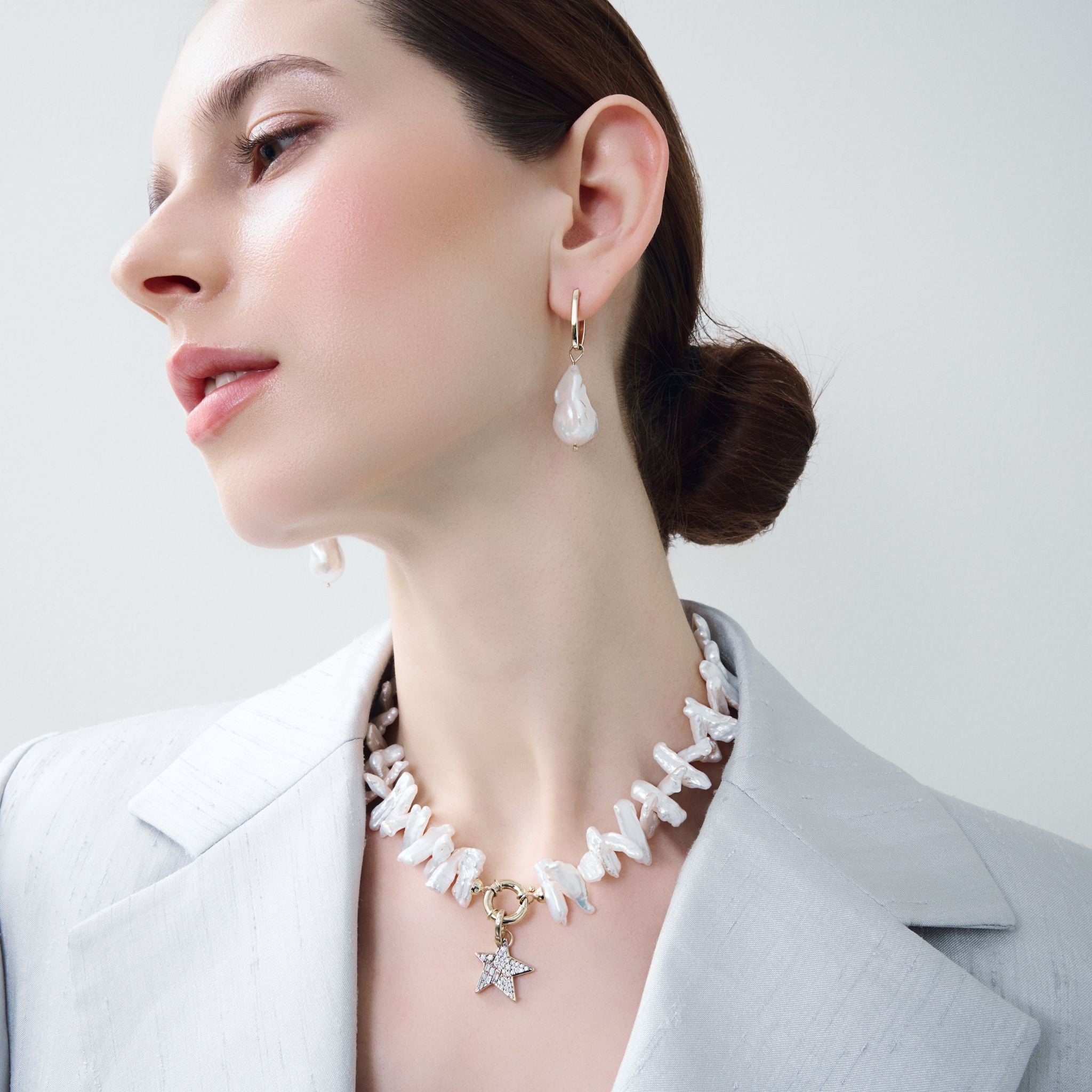 PERLA BAROQUE WITH HOOP