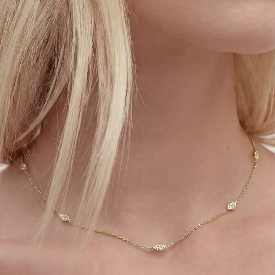 MAHU CHOKER WITH DIAMOND