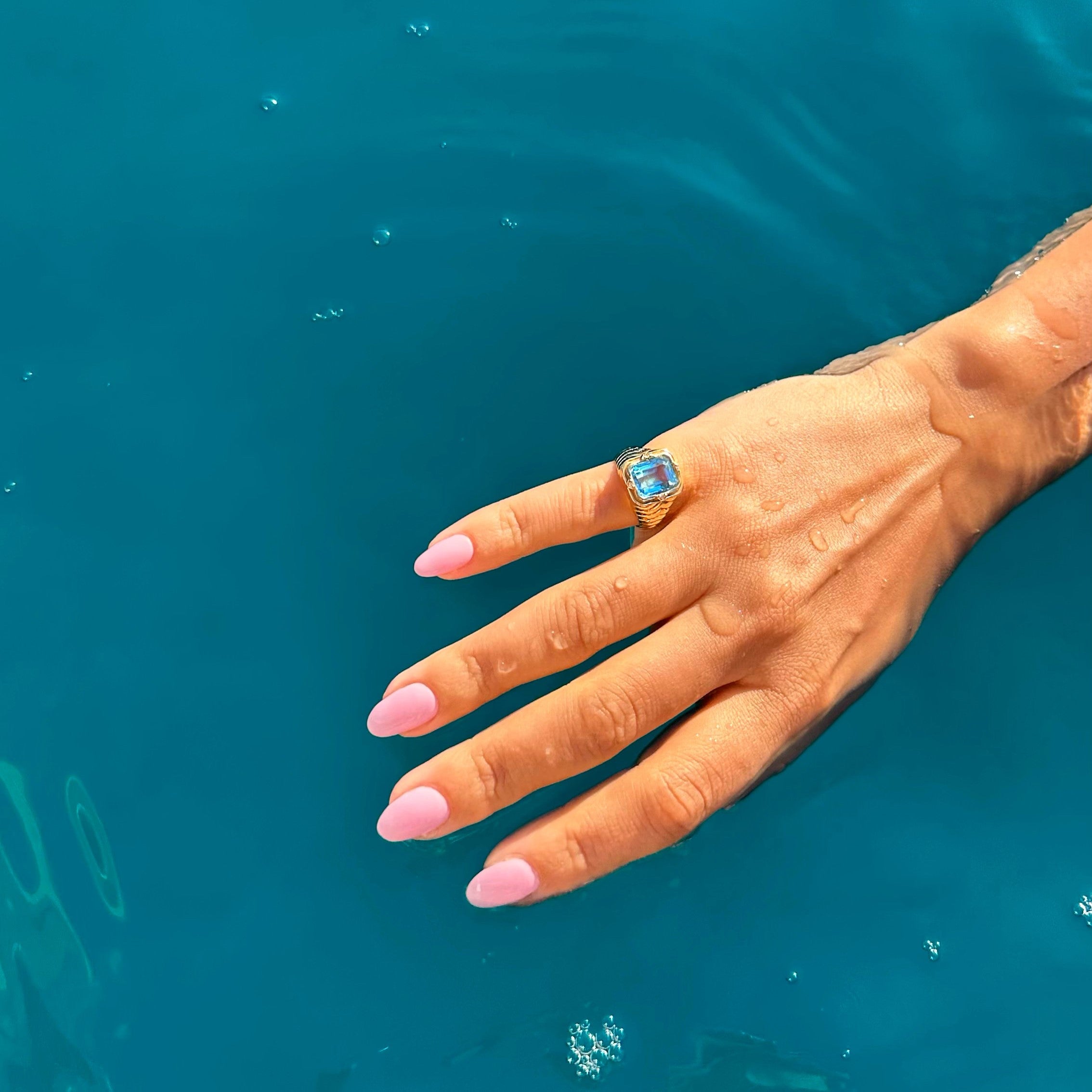 MAHUNA WITH DIAMOND YÜZÜK