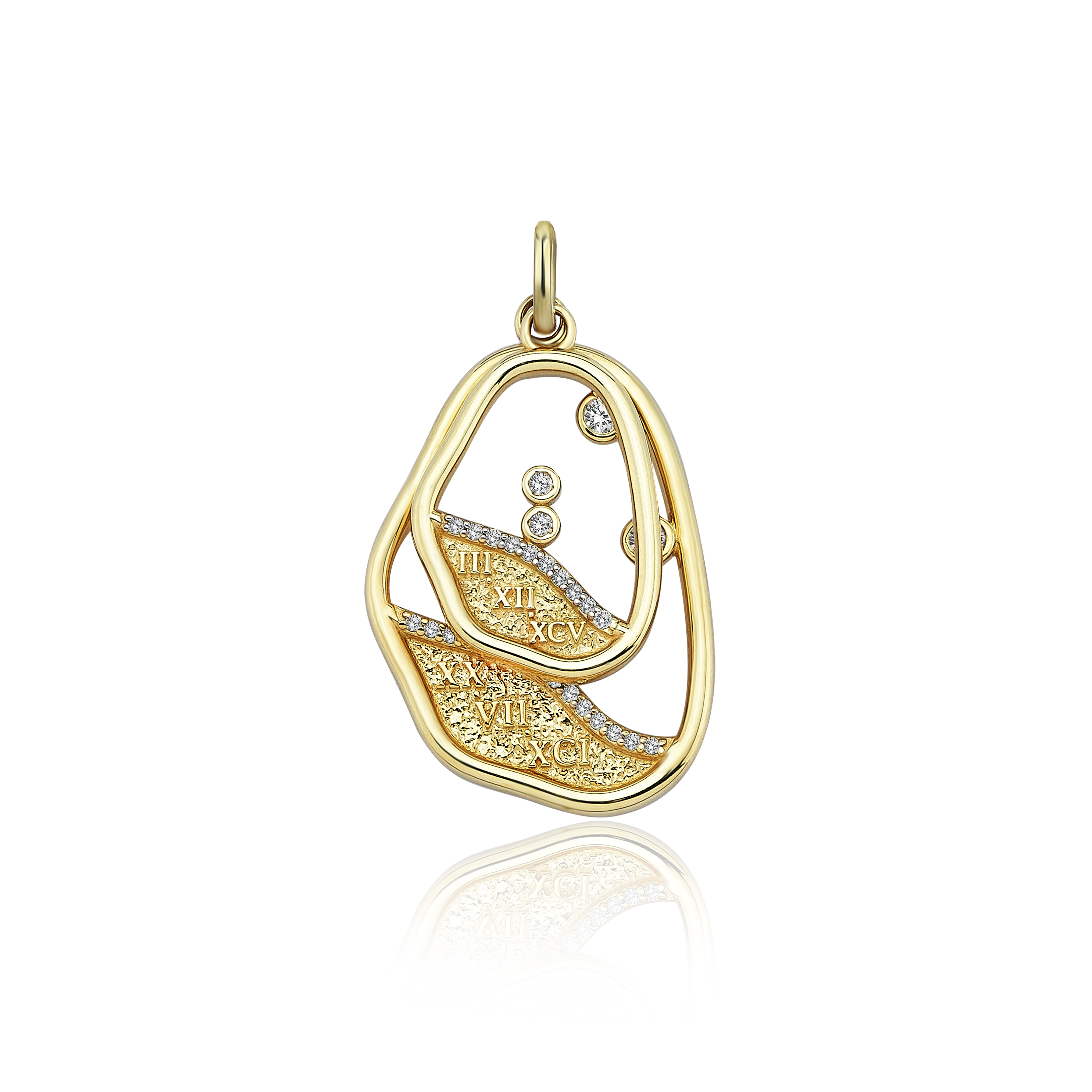 MOMENTS WITH DIAMONDS PENDANT