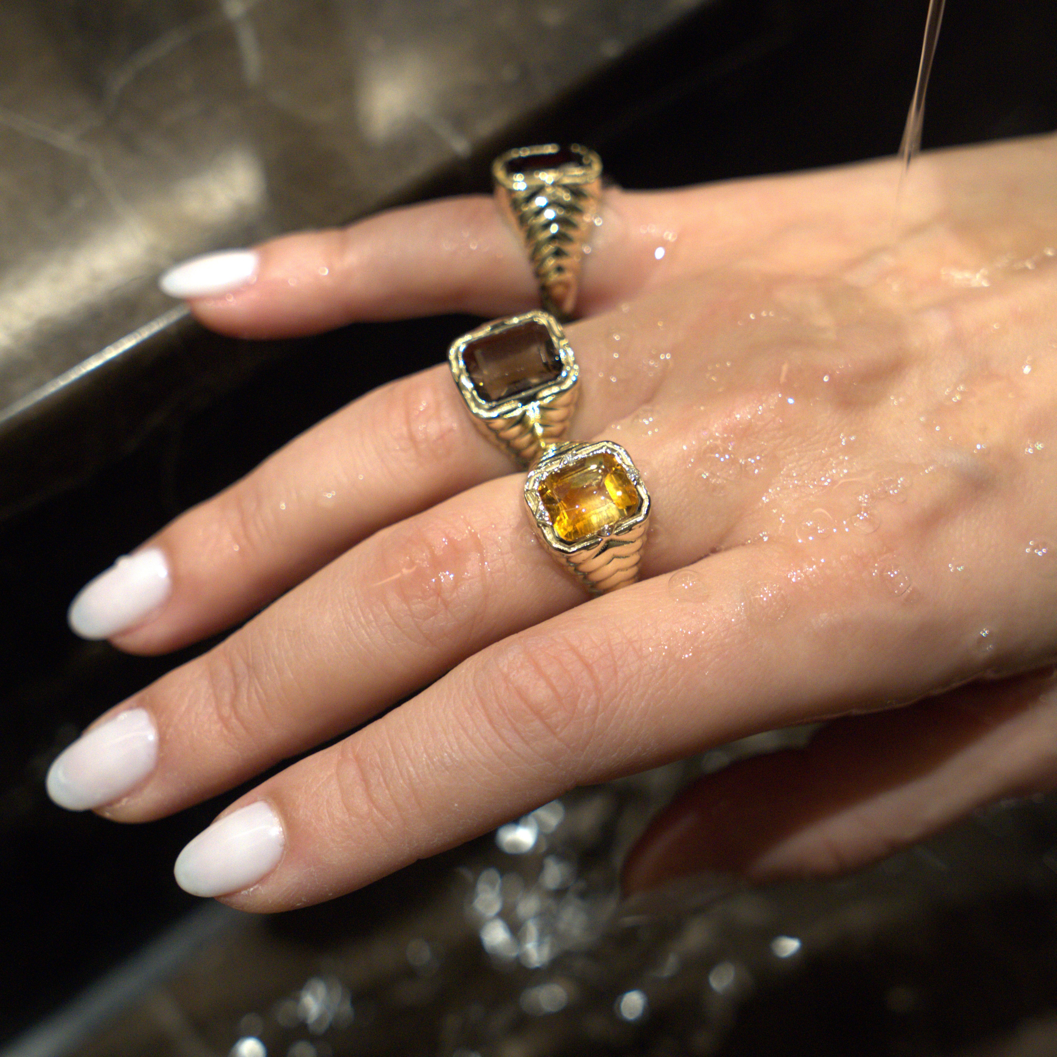 MAHUNA WITH DIAMOND YÜZÜK