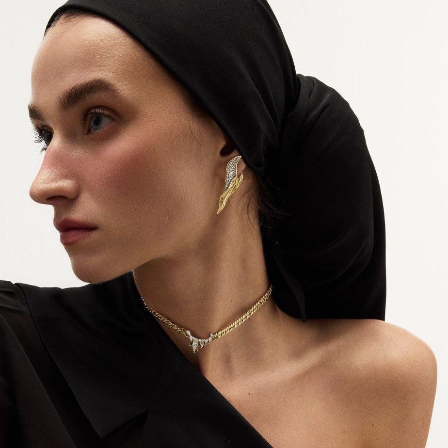 Veyra Necklace