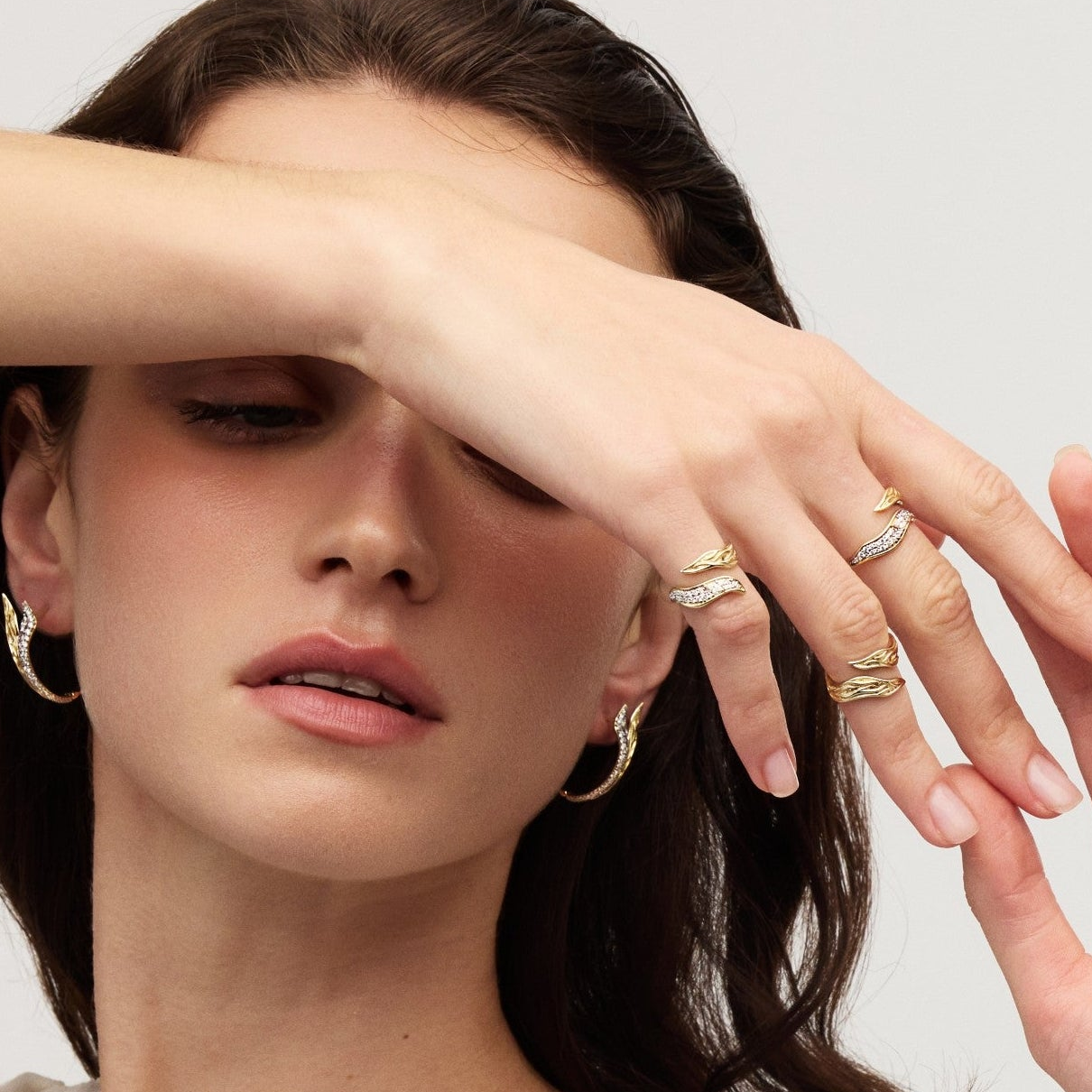 Pyra Twofold With Diamond Ring