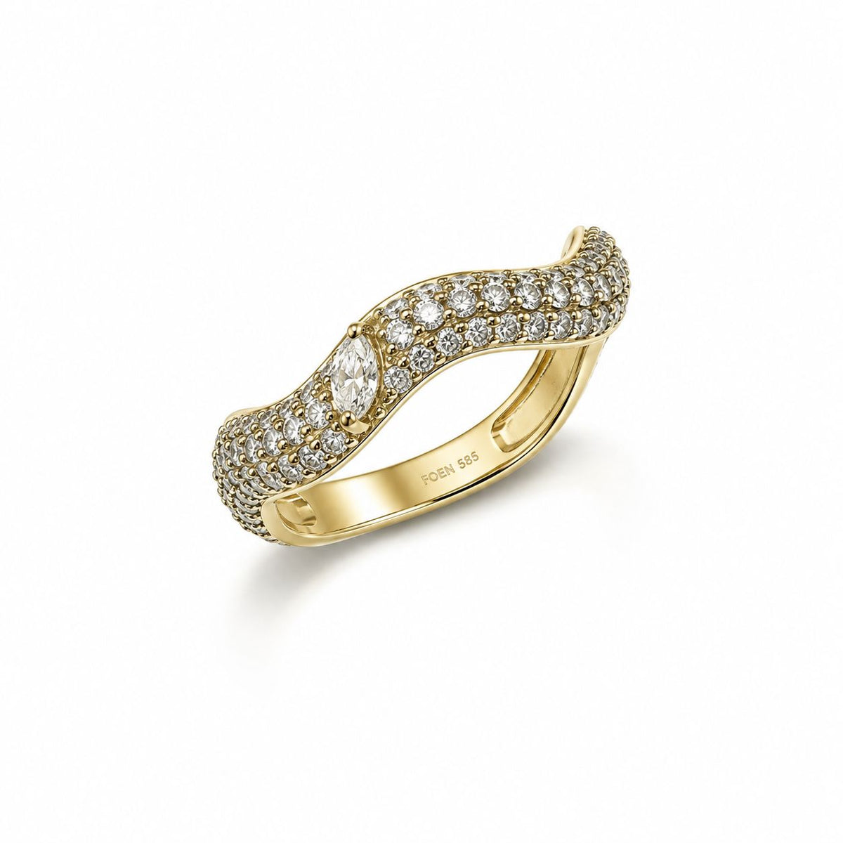 Pyren Pave Ring